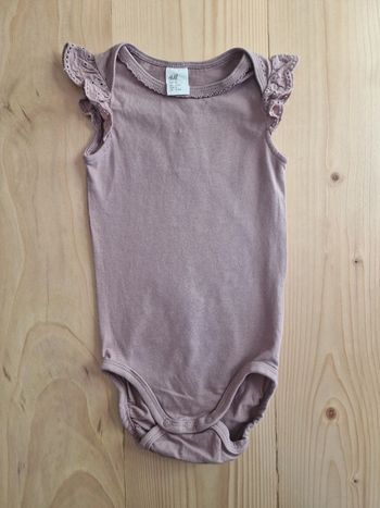 Body H&M 6/9 mois