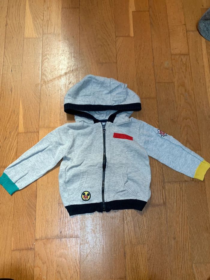Lot 2 gilets Mickey 18 mois - photo numéro 2