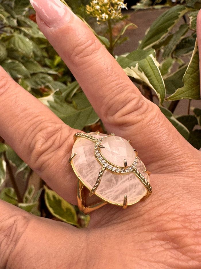 Grosse bague habaha Paris quartz blanc zircons acier inoxydable or réglable - photo numéro 2