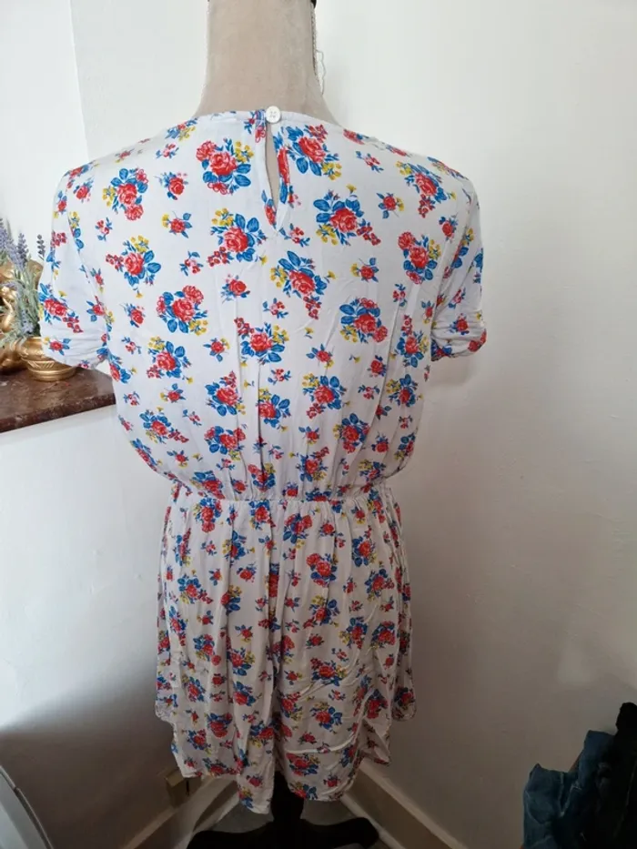Robe benetton fleurie - photo numéro 3