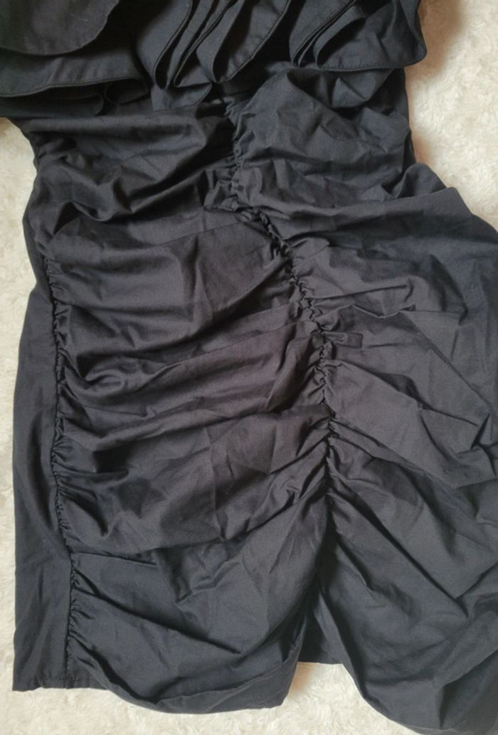 Robe chic noir Zara - photo numéro 4