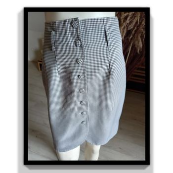 Jolie jupe boutonnée à carreaux taille 36