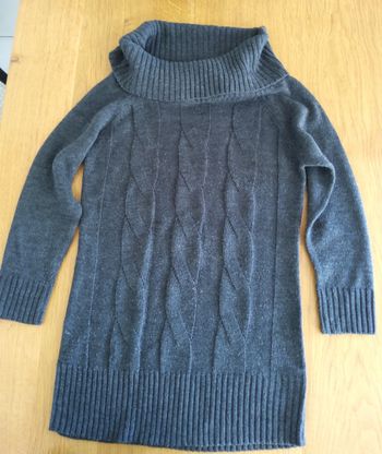 Robe pull gris foncé col roulé