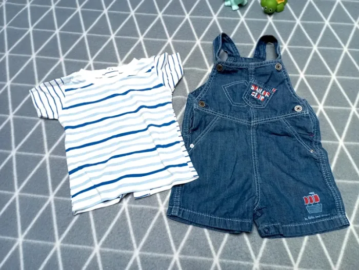 🦁 Lot 2 ensembles, 3 mois - photo numéro 7