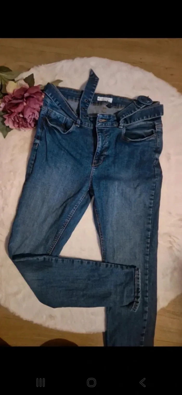 Jeans slim taille 42 - photo numéro 2