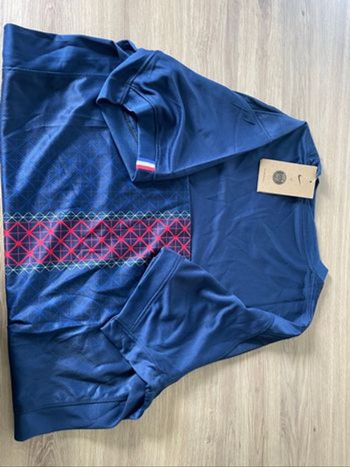 Maillot foot PSG - photo numéro 2