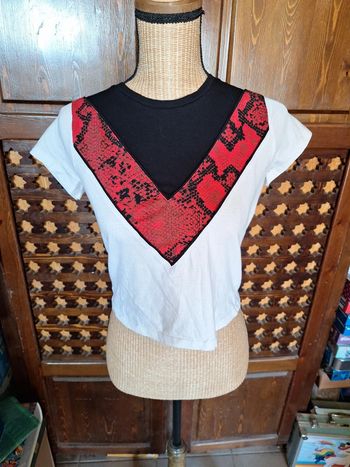Tee-shirt XS <>