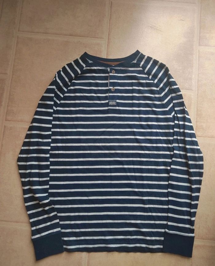 T-shirt manches longues taille 14 ans
