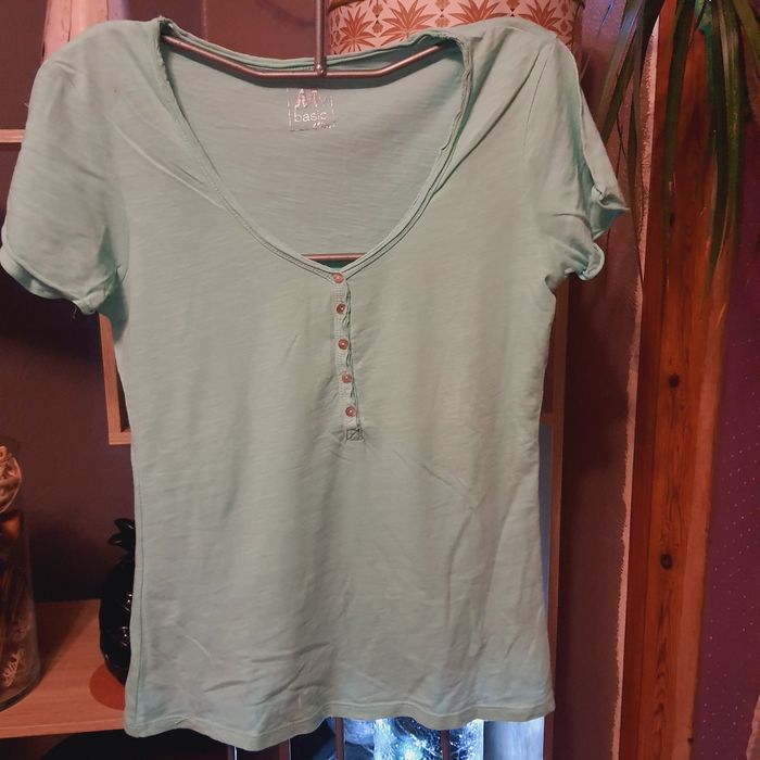 Tee-shirt femme - photo numéro 1
