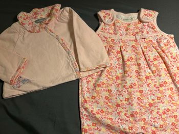 Ensemble bébé fille neuf taille 3 mois