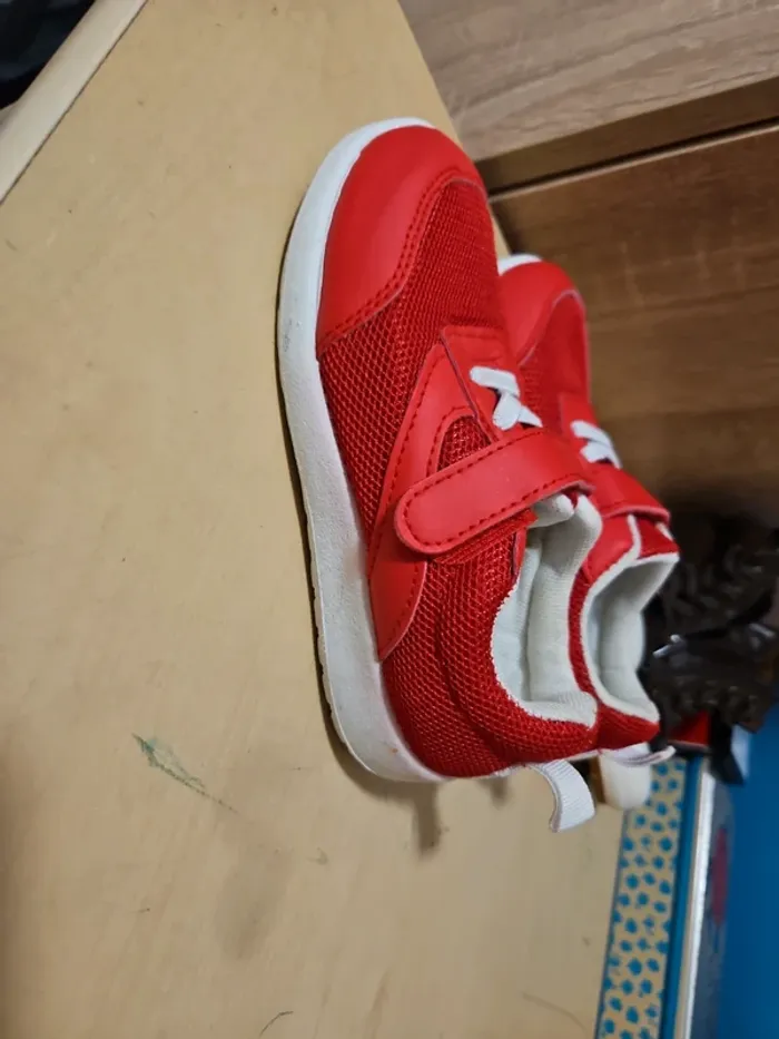 Chaussures garçons T.27 - photo numéro 2