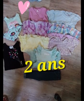 Lot vêtements fille 2 ans excellent état 