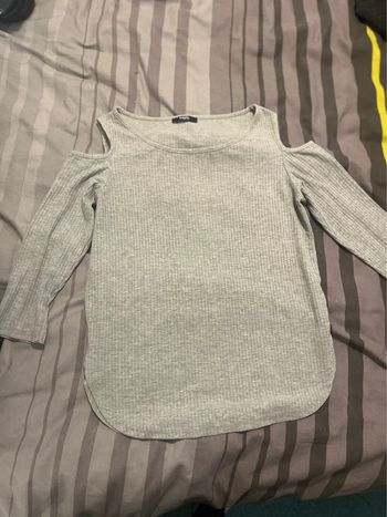 T shirt gris épaule dénudé mim neuf