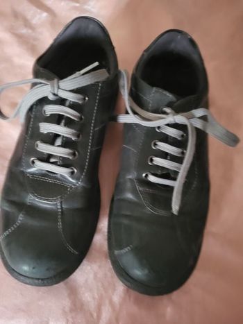 chaussure noir t 37 TBS tout cuir