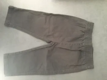 Pantalon noir strech 12 mois