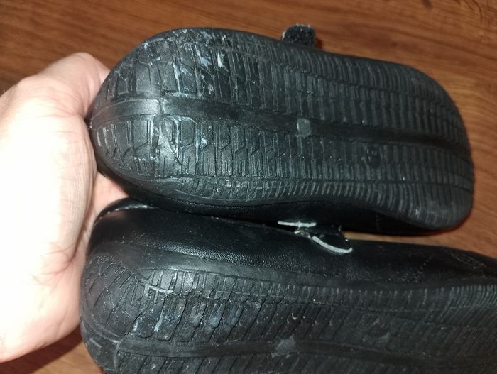 Chaussures soulier noir neuve à scratch - photo numéro 10