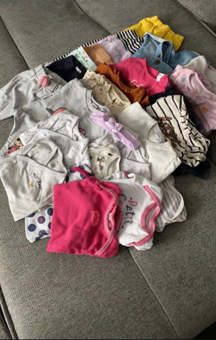 Lot vêtements bébé fille 6 mois