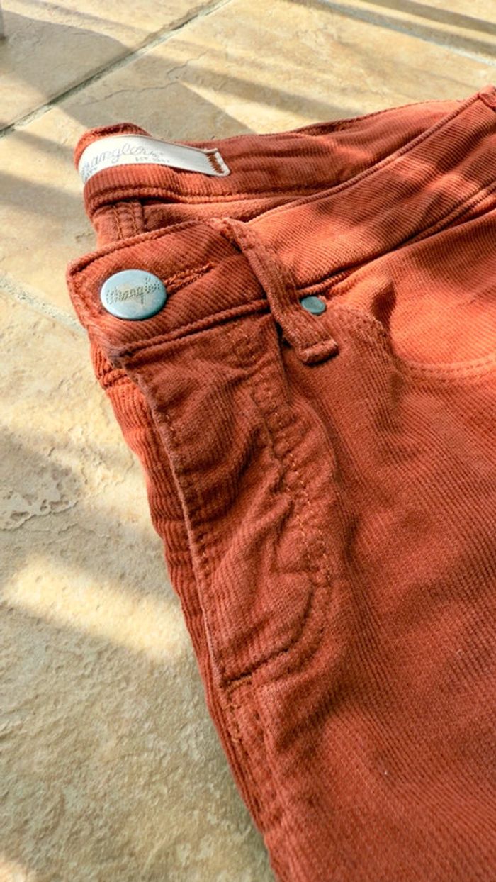 Pantalon Wrangler skinny t34 terracotta en velours côtelé très bon état - photo numéro 2