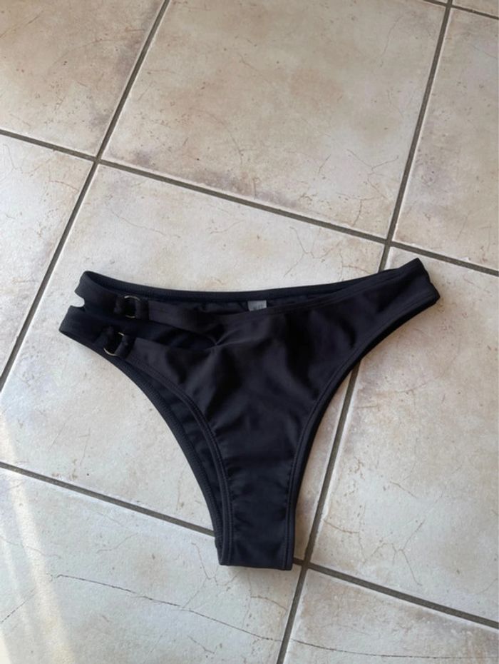 Tanga maillot de bain