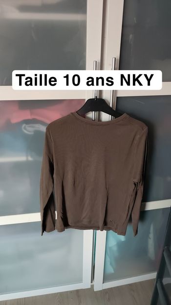 Tee shirt