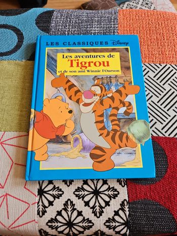 Les aventures de Tigrou et de son ami Winnie l'ourson