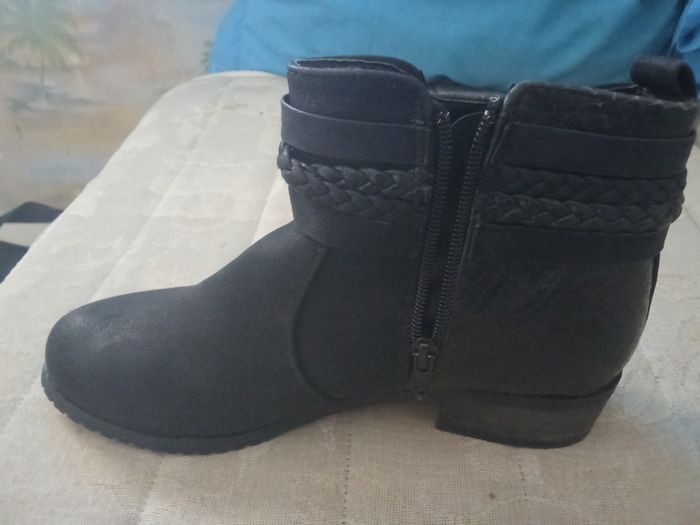 Chaussures T. 38 - photo numéro 3