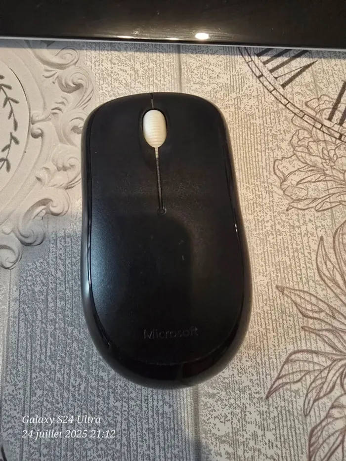 Clavier et souris sans fil Microsoft - photo numéro 2