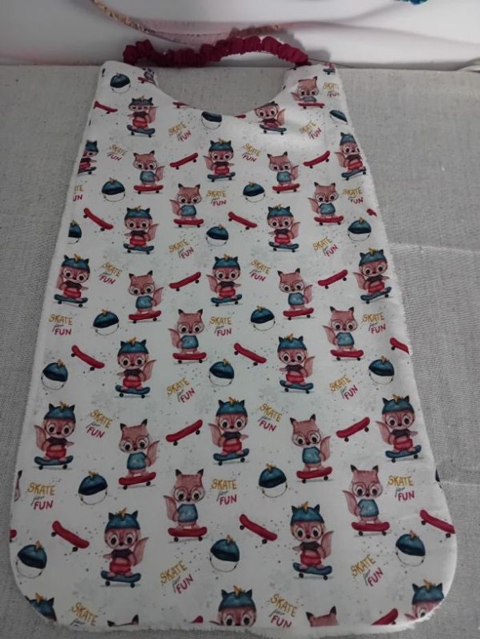 Bavoir  maternelle long cou élastique