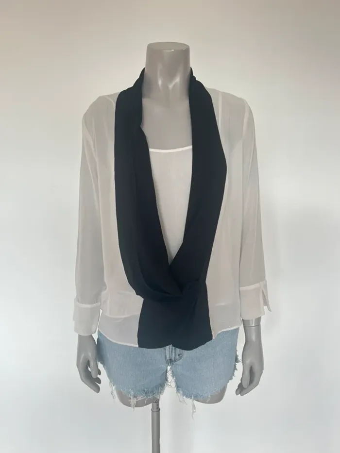 Blouse Zara noire et blanche - Taille S