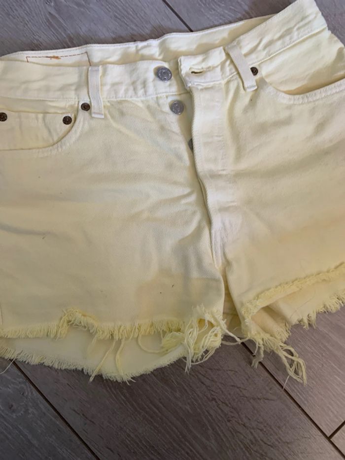 Short levis jaune W30 - photo numéro 5