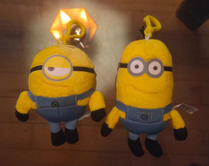 Lot de 2 porte-clés Minions peluche