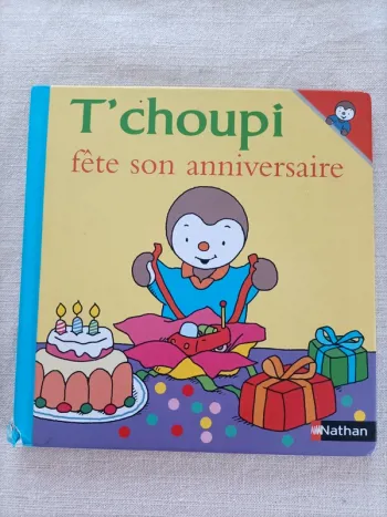 Livre T'choupi fête son anniversaire