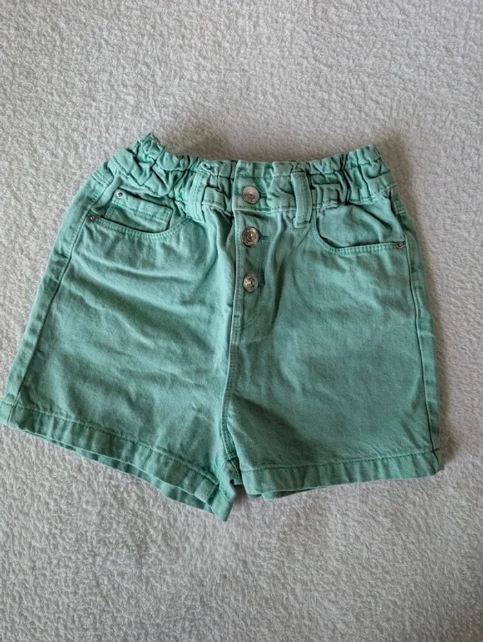 🍦 Short vert fille - 10 ans - photo numéro 3