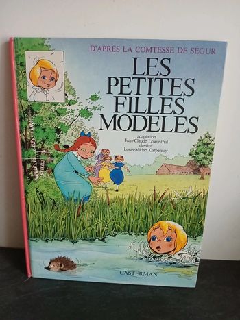 Les petites filles modèles