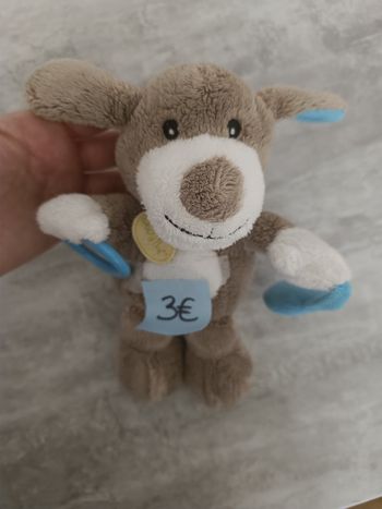Peluche chien