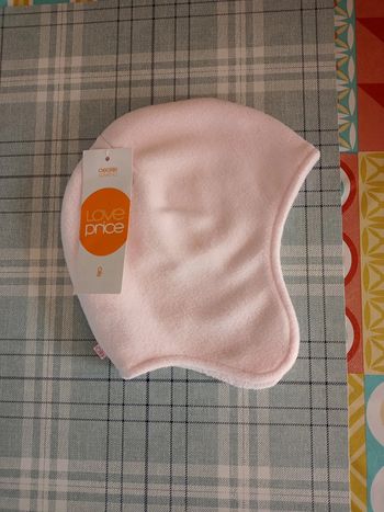 Bonnet rose neuf