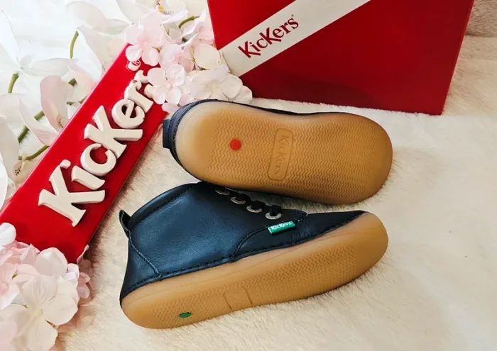 Chaussures Bottines cuir Semelle flexible Kickers T27 - photo numéro 2