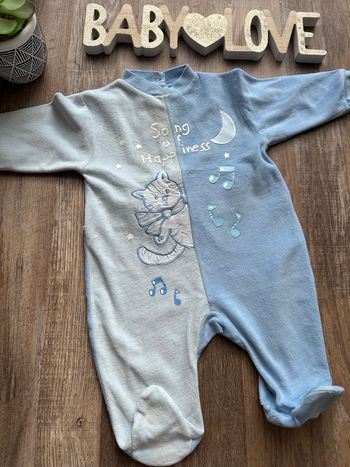 - Pyjama - 6 mois - Très bon état