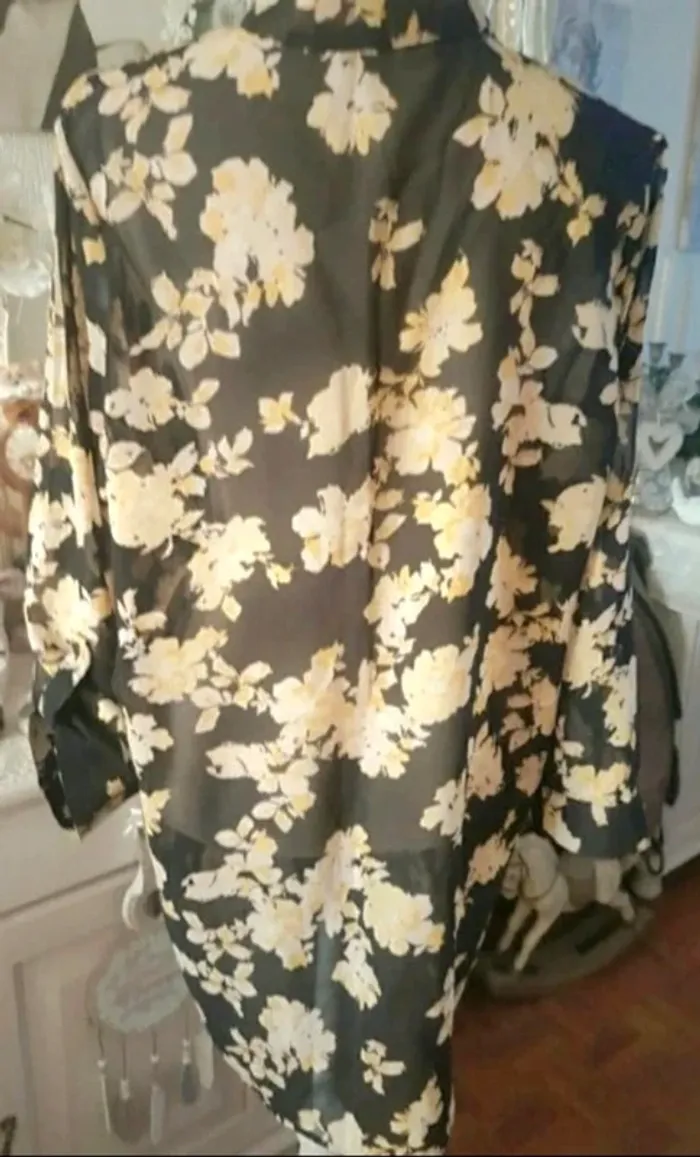 Chemise longue/kimono voile noire / jaune Atmosphère Taille 46 Neuve - photo numéro 4