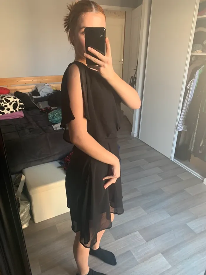 Robe fluide à volants - photo numéro 2