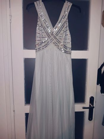 Robe de soirée taille 38 longue avec sequins argenté