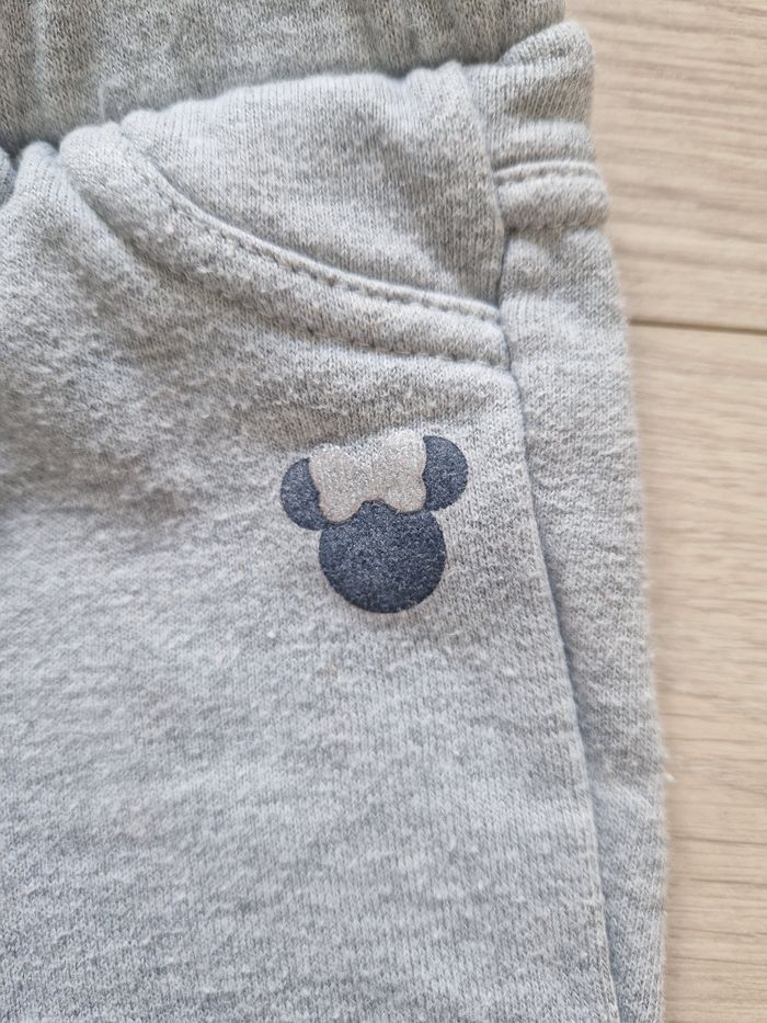 Pantalon bébé Disney baby 6 mois - photo numéro 2