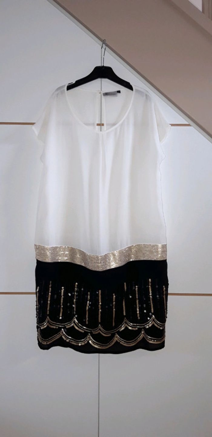 Robe droite voile et sequins Kiabi T. 40