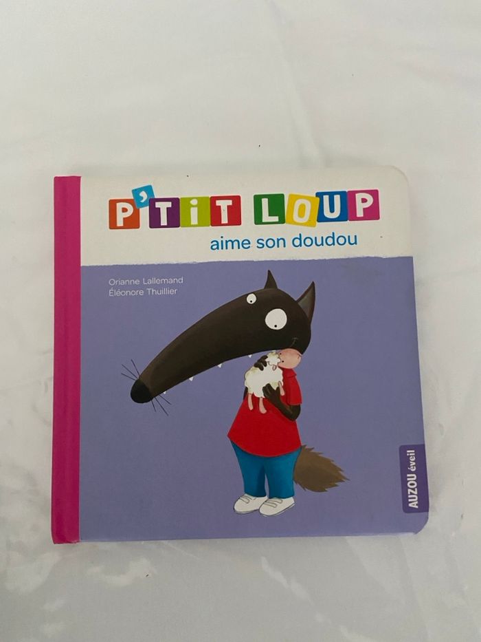 P’tit Loup aime son doudou