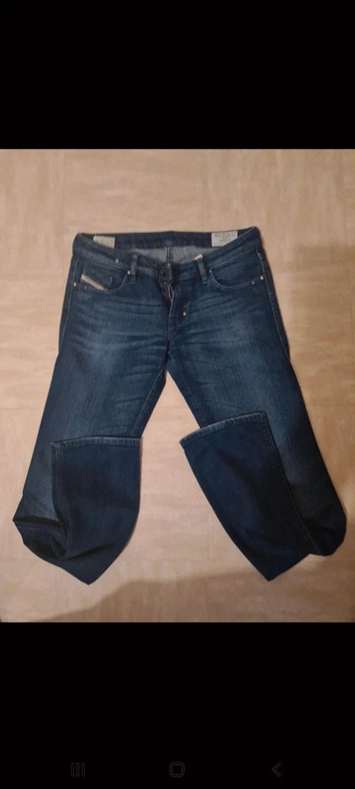 Pantalon jeans femme 28