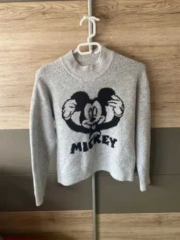 Pull Mickey taille S