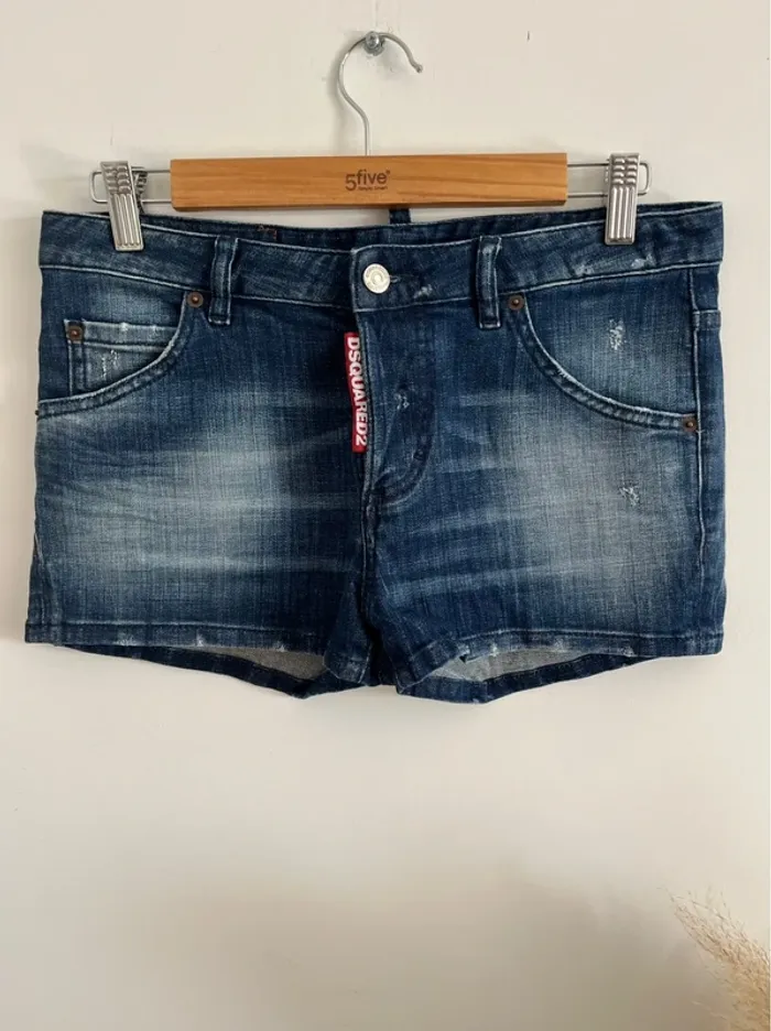Short en jean taille basse Dsquared2 - photo numéro 3