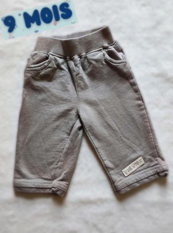 Pantalon  gris bébé  6 mois automne