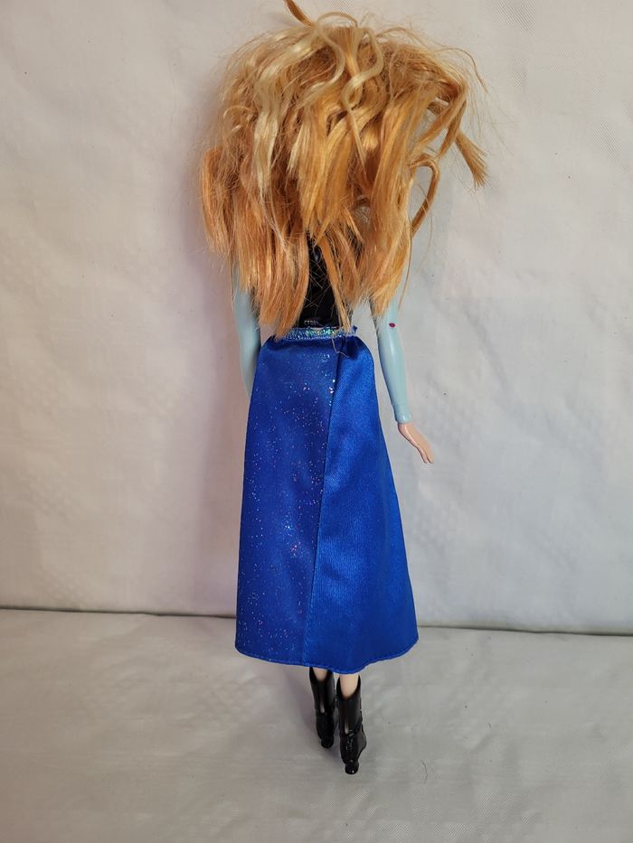 Barbie anna reine des neiges - photo numéro 3