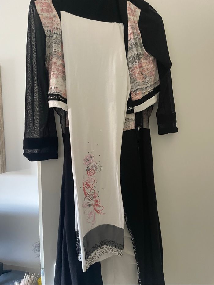 Ensemble la mode est à vous - photo numéro 4